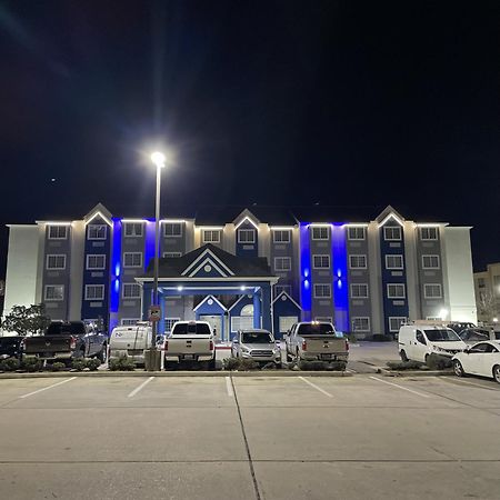 Microtel Inn And Suites Baton Rouge Airport מראה חיצוני תמונה