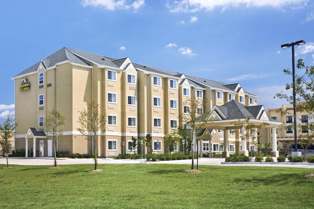 Microtel Inn And Suites Baton Rouge Airport מראה חיצוני תמונה