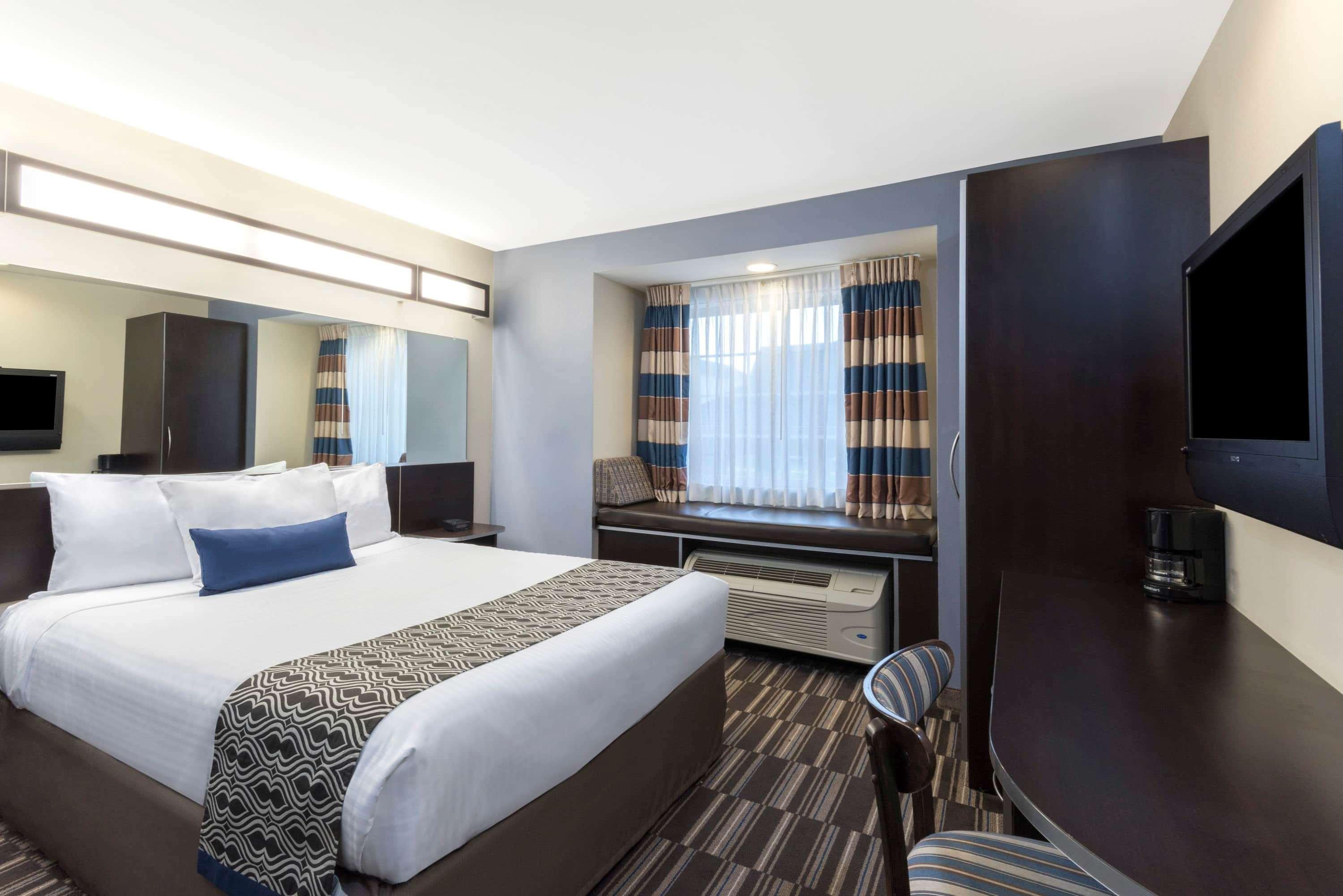 Microtel Inn And Suites Baton Rouge Airport מראה חיצוני תמונה