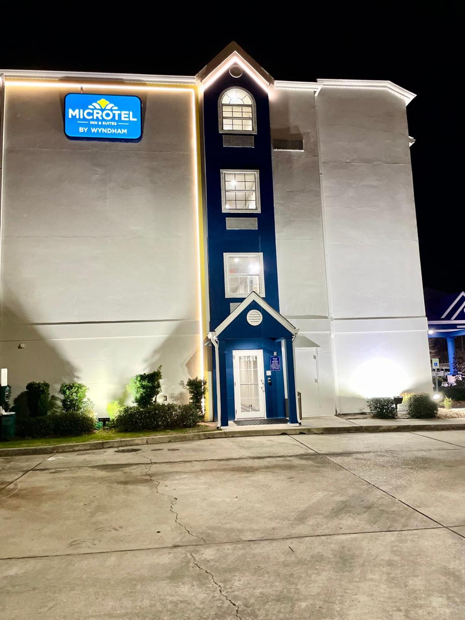 Microtel Inn And Suites Baton Rouge Airport מראה חיצוני תמונה