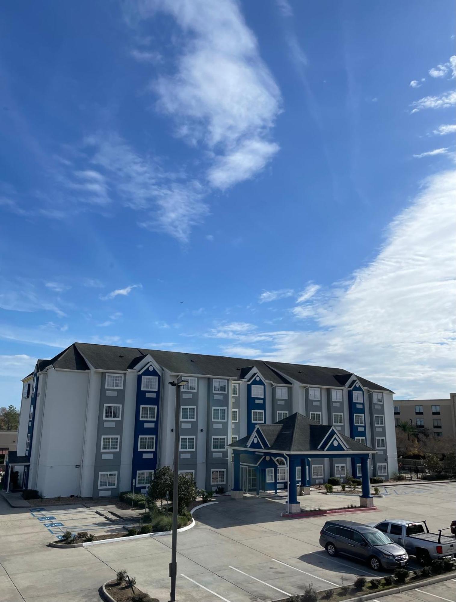 Microtel Inn And Suites Baton Rouge Airport מראה חיצוני תמונה